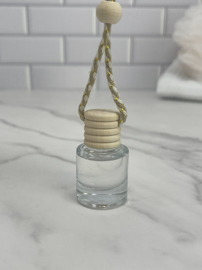 Refillable Hanging Car Diffuser in Assorted Scents