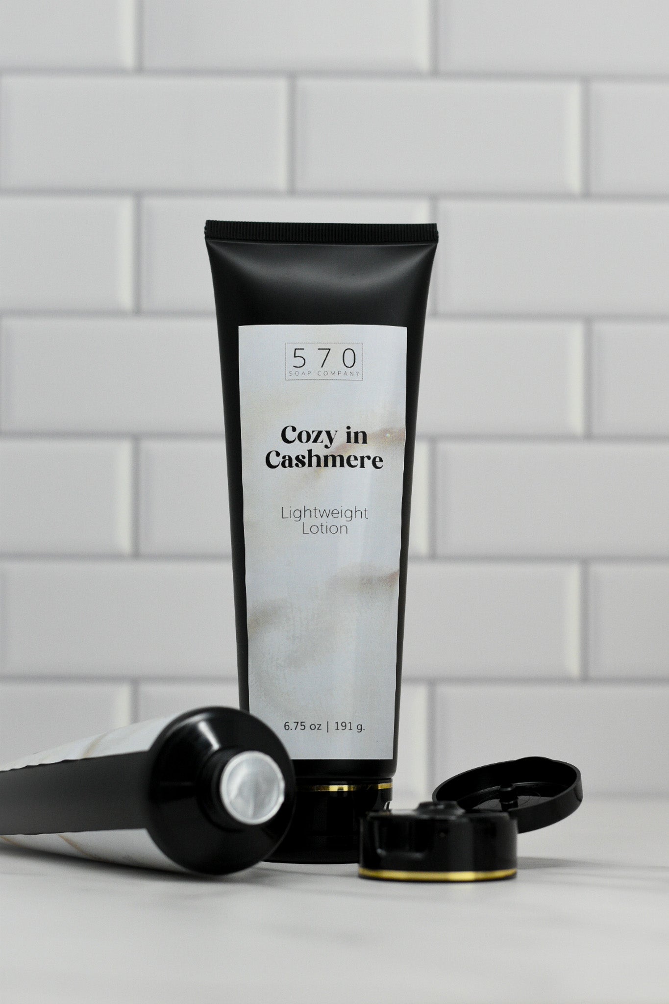 Cozy in Cashmere Lightweight Lotion